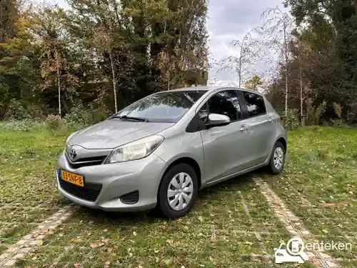Toyota Yaris 1.0 2011