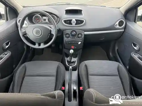 Renault Clio 1.2 16V 75 2012