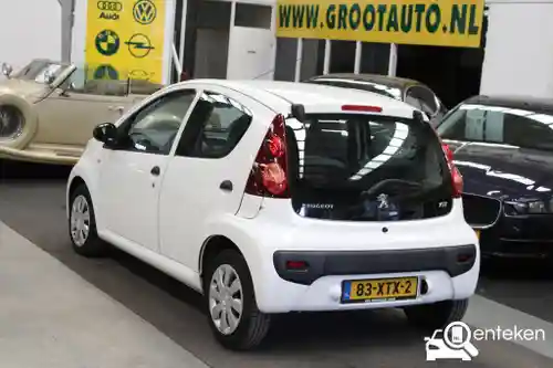 Peugeot 107 1.0 68 2012