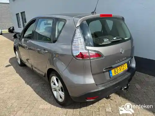 Renault Scénic TCe 115 2012