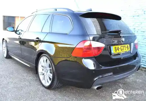 BMW 318i Touring 2008
