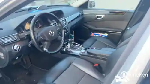 Mercedes-Benz E 220 CDI BlueEFFICIENCY 2009