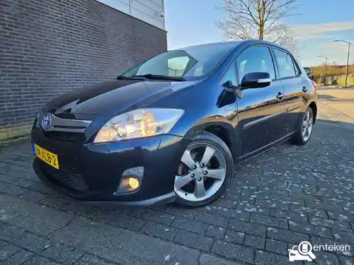 Toyota Auris 1.8 Hybrid 2012