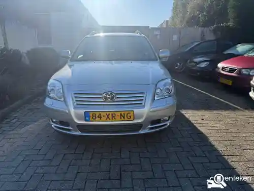 Toyota Avensis 2.4 2005