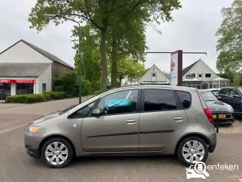 Mitsubishi Colt 1.3 2010