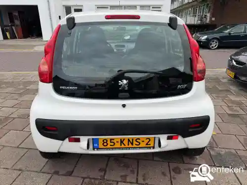 Peugeot 107 1.0 70 2010