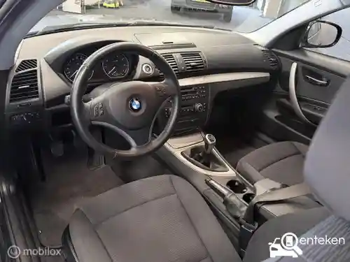 BMW 118i 2010