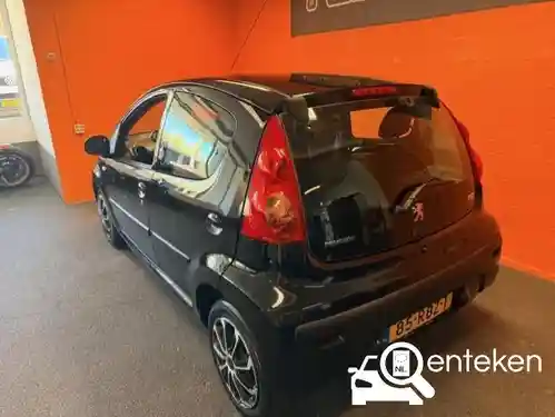 Peugeot 107 1.0 70 2011