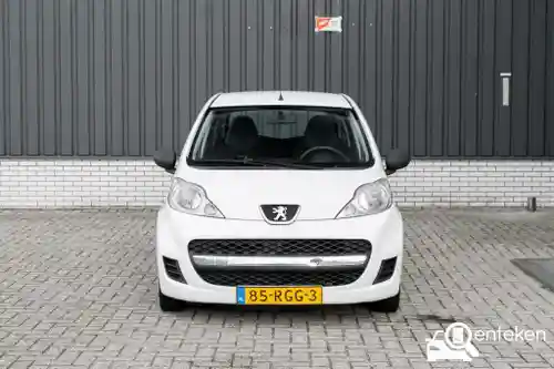 Peugeot 107 1.0 70 2011
