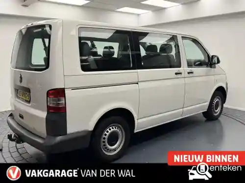 VW Bedrijfswagens T5 2.0 TDI 2011