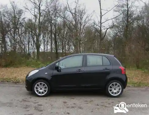 Toyota Yaris 1.3 2006