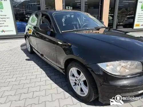 BMW 118i 2010