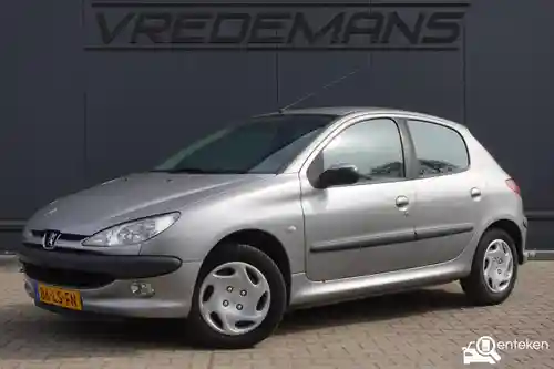 Peugeot 206 75 2003