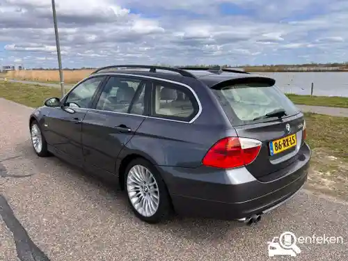 BMW 330i Touring 2005
