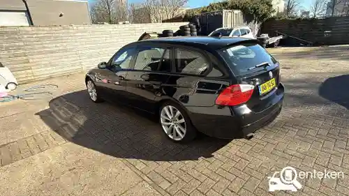 BMW 318i Touring 2006