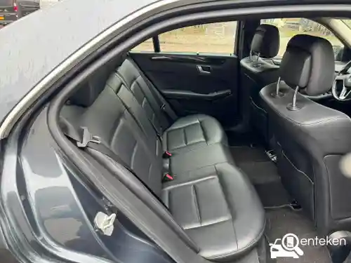Mercedes-Benz E 200 CDI BlueEFFICIENCY 2013