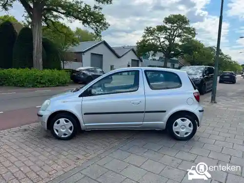 Toyota Yaris 1.0 2001