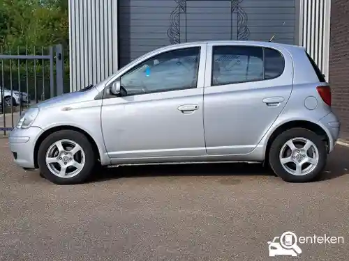 Toyota Yaris 1.3 2004