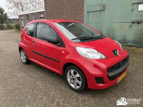 Peugeot 107 1.0 70 2011