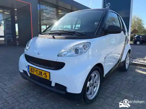smart fortwo coupé 1.0 mhd 2012