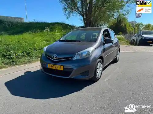 Toyota Yaris 1.0 2012