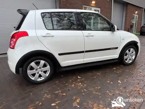 Suzuki Swift 1300 2008