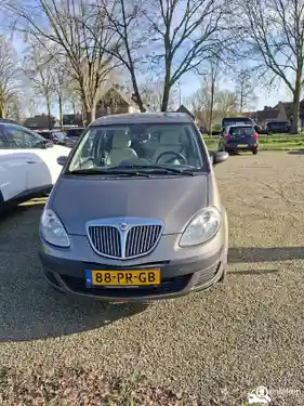 Lancia Musa 1.4 16v 2004