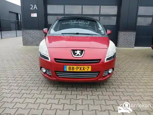 Peugeot 5008 155 THP 2011