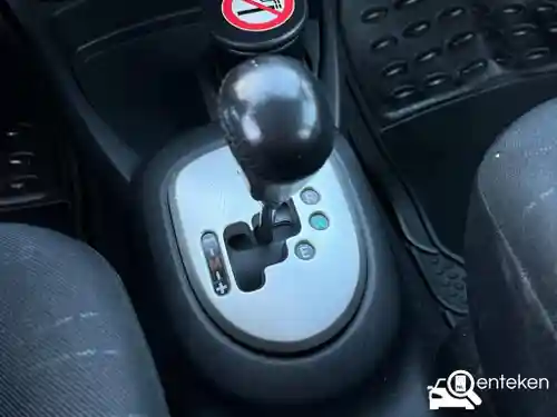 Toyota Yaris 1.3 2006
