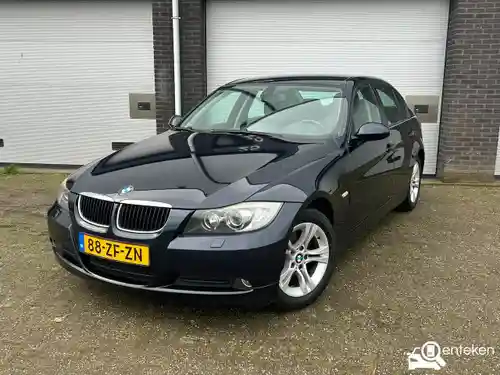 BMW 318i 2008