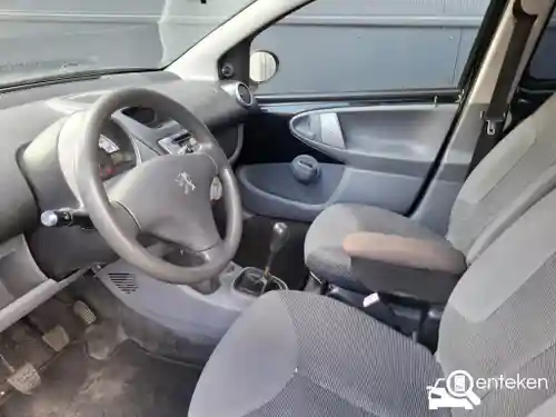 Peugeot 107 1.0 70 2008