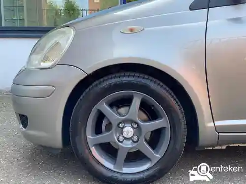 Toyota Yaris 1.3 2003