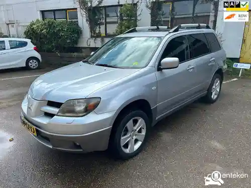 Mitsubishi Outlander 2.0 2003
