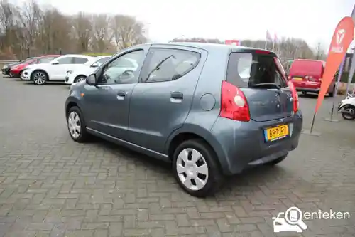 Suzuki Alto 1.0 2011