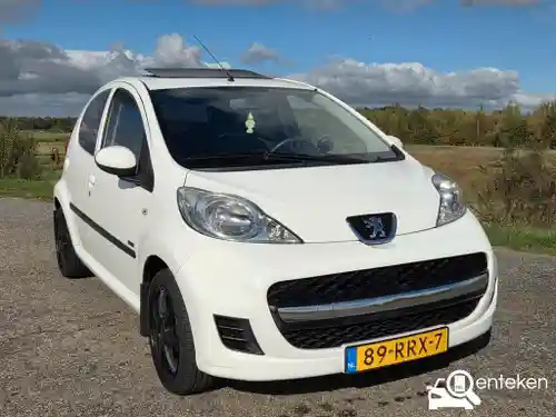 Peugeot 107 1.0 70 2011