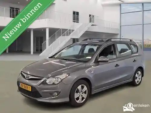 Hyundai i30 cw 1.4 blue 2012