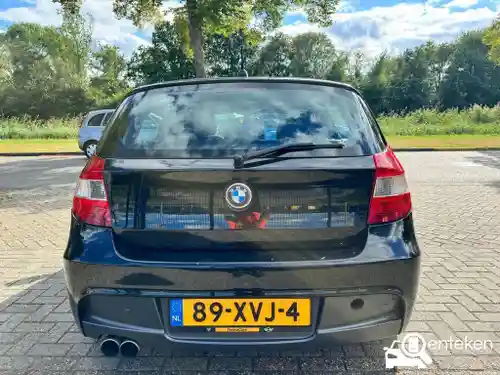 BMW 120i 2004