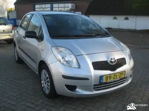 Toyota Yaris 1.3 2008