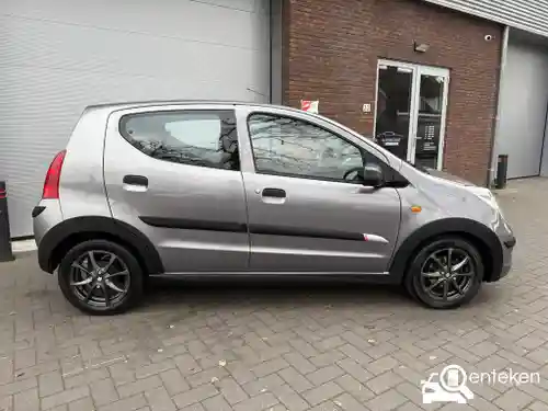 Suzuki Alto 1.0 2013