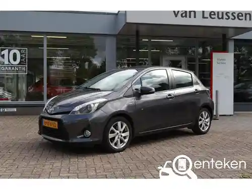 Toyota Yaris 1.5 Hybrid 2013