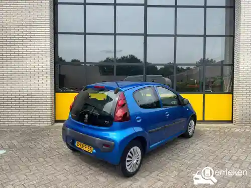 Peugeot 107 1.0 68 2013