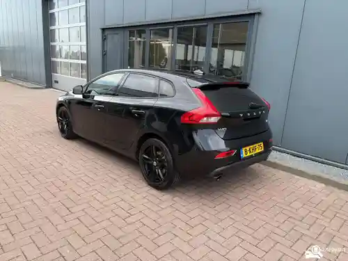 Volvo V40 T3 2013
