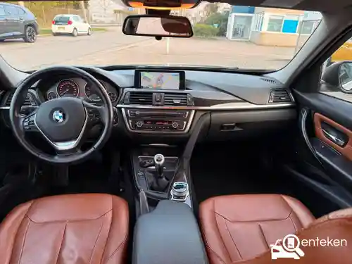 BMW 316i Touring 2013