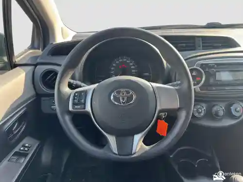 Toyota Yaris 1.0 2012