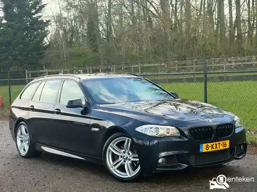 BMW 520i Touring 2013