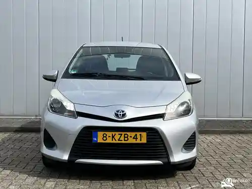 Toyota Yaris 1.5 Hybrid 2013