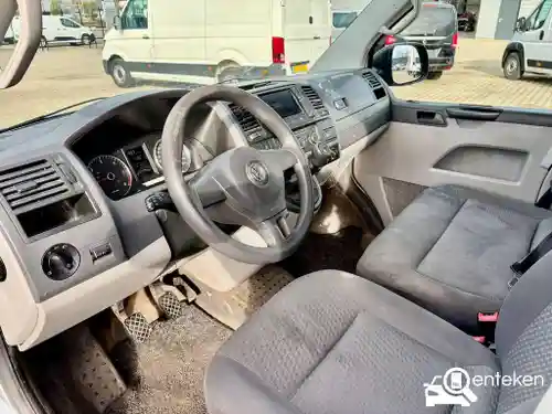 VW Bedrijfswagens T5 2.0 TDI 2012