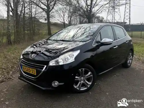 Peugeot 208 1.2 PureTech 82 2013