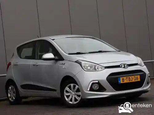 Hyundai i10 1.0 blue 2014
