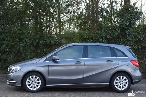 Mercedes-Benz B 180 2014